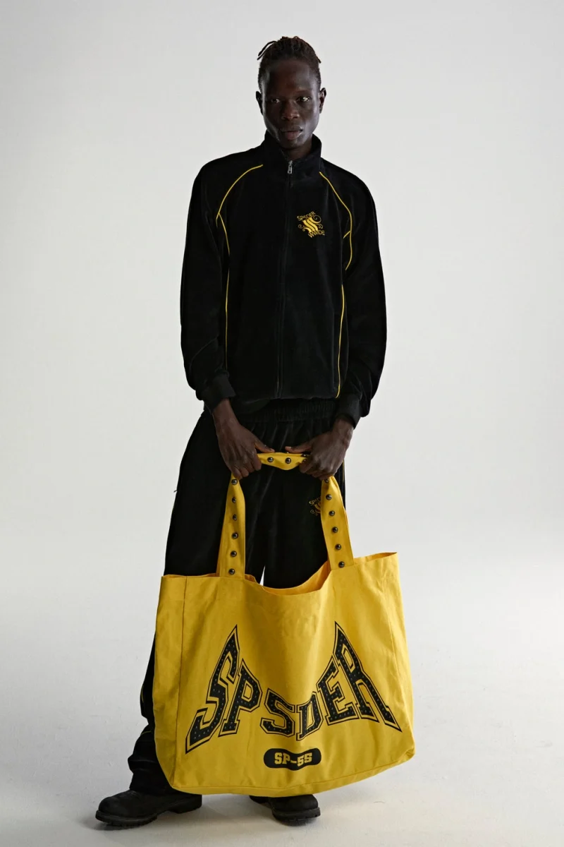 Spider Yellow T F Studded Tote Bag 1